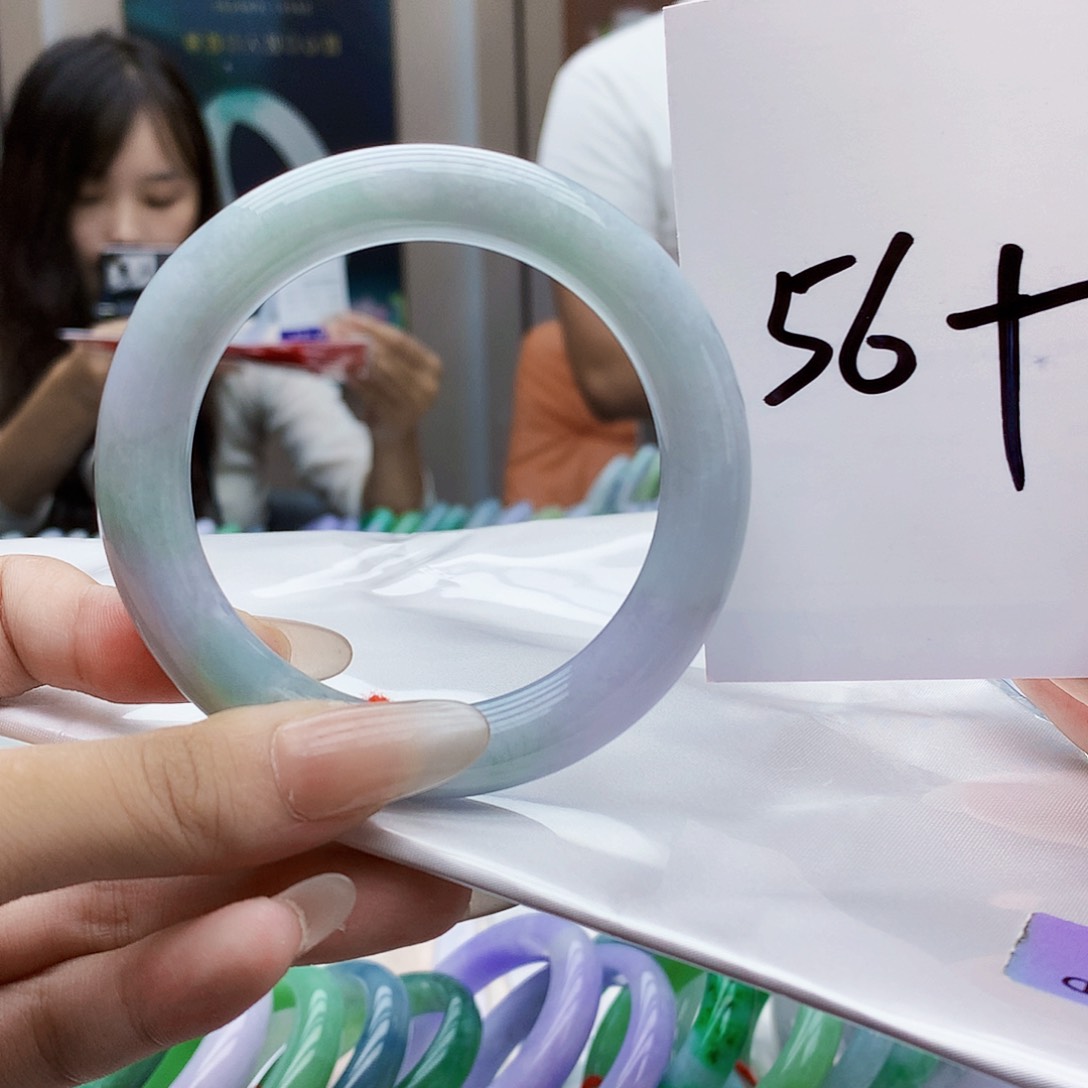 翡翠手镯未镶嵌h