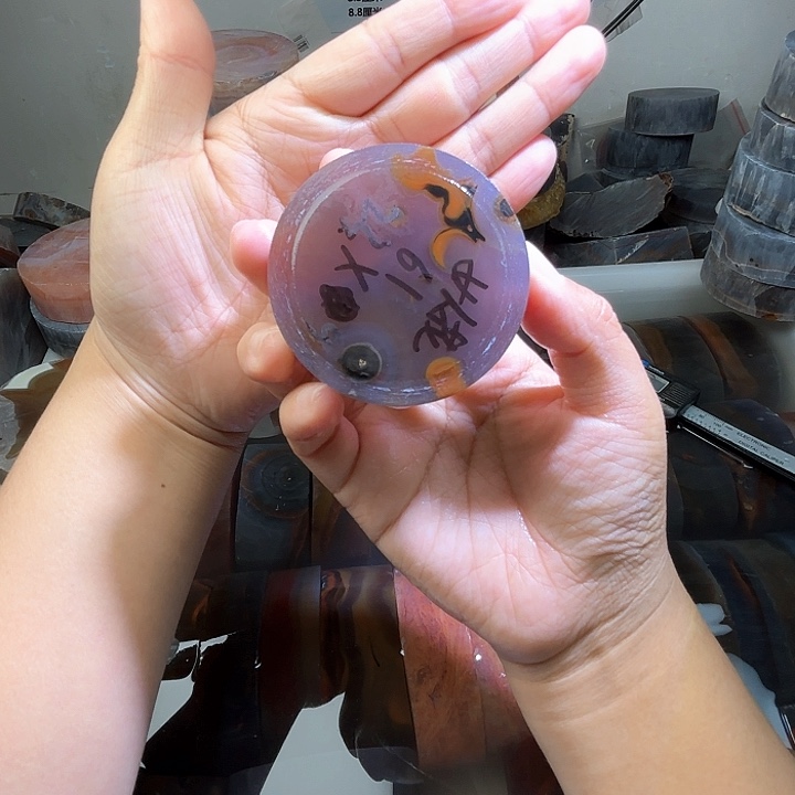 女***～定制玛瑙私人定制 不退不换