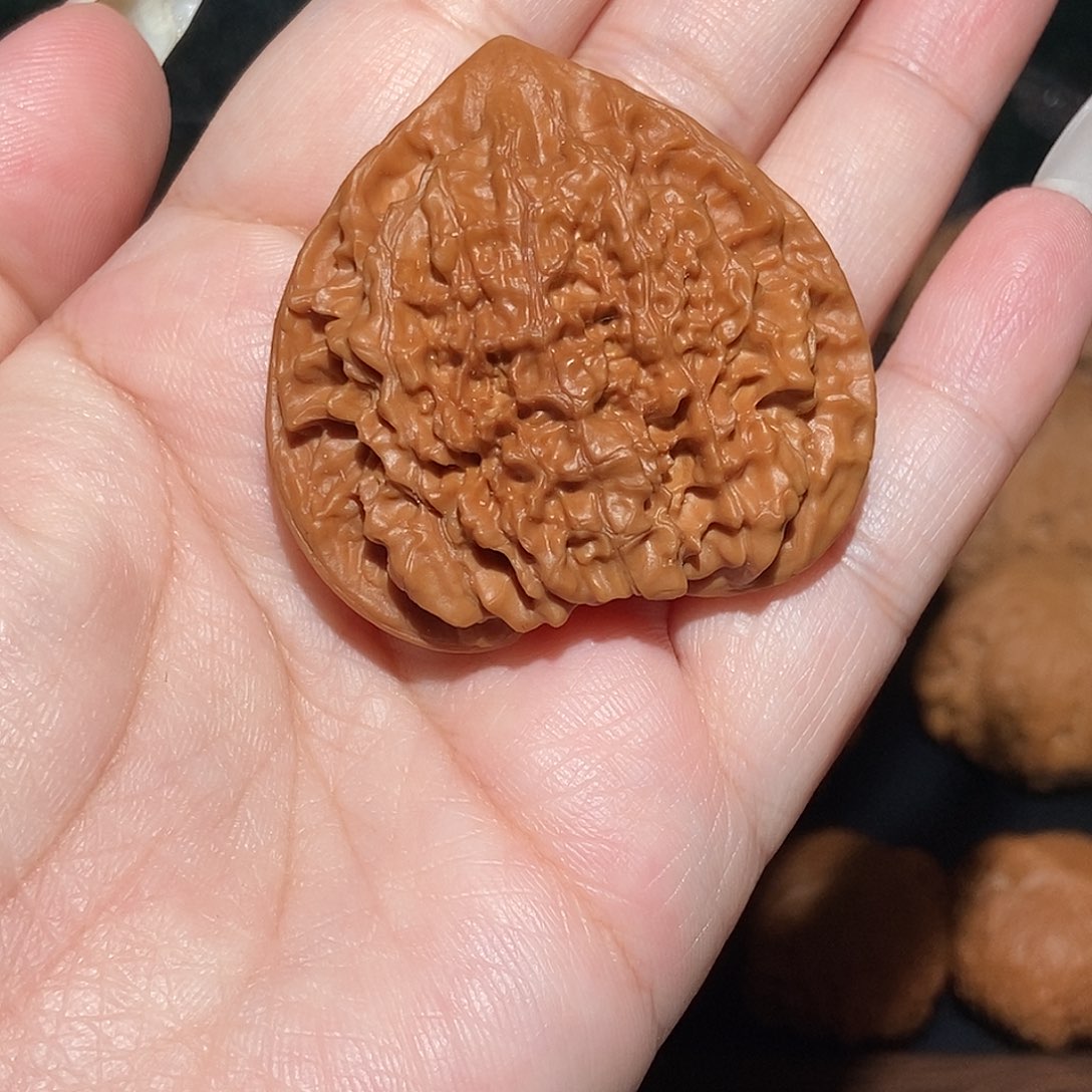 文玩核桃吊坠官帽饼45