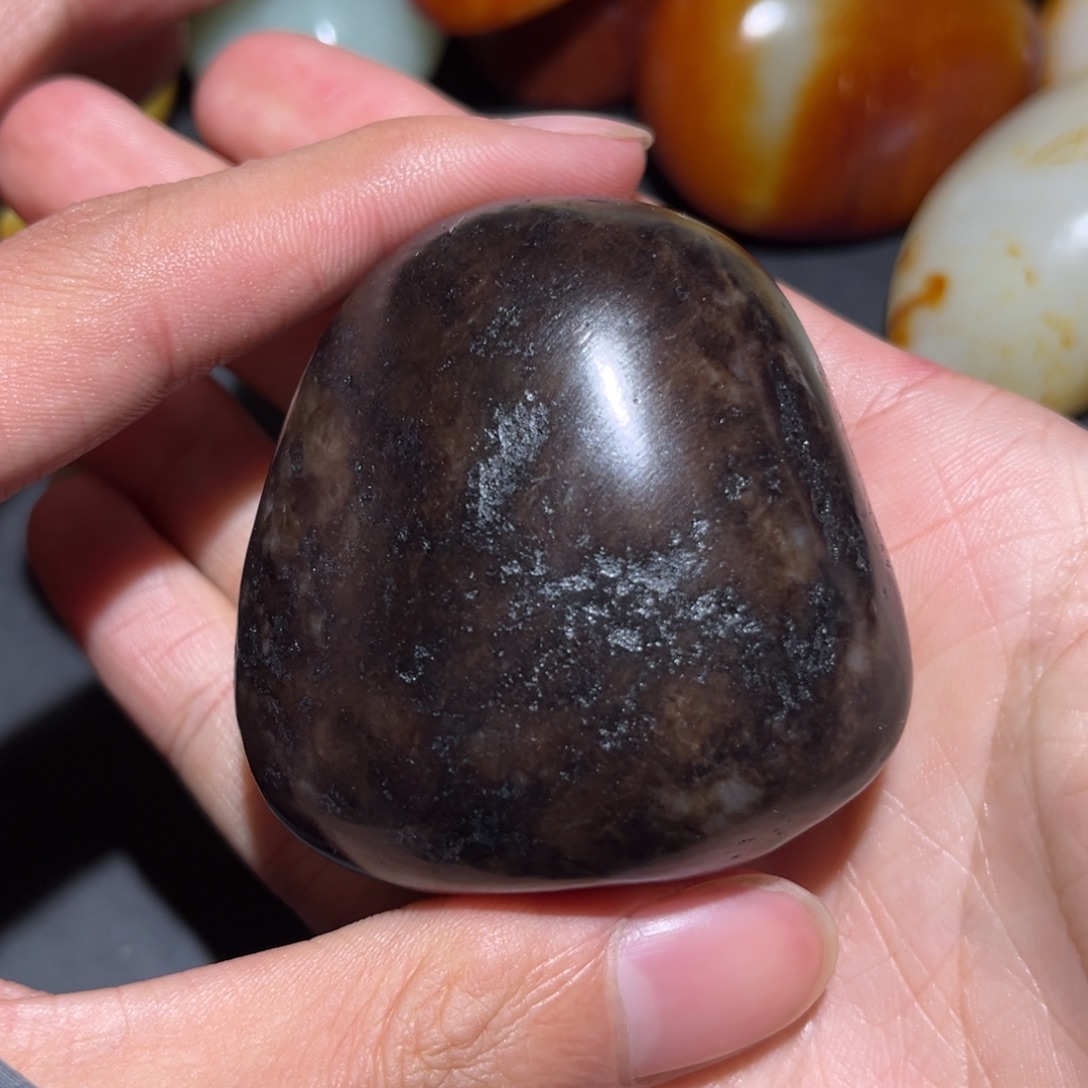 和田玉未镶嵌珠宝奇石