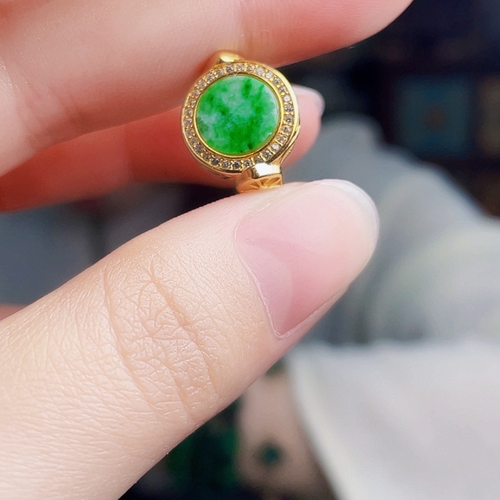 翡翠银S925镶嵌颈饰多样性