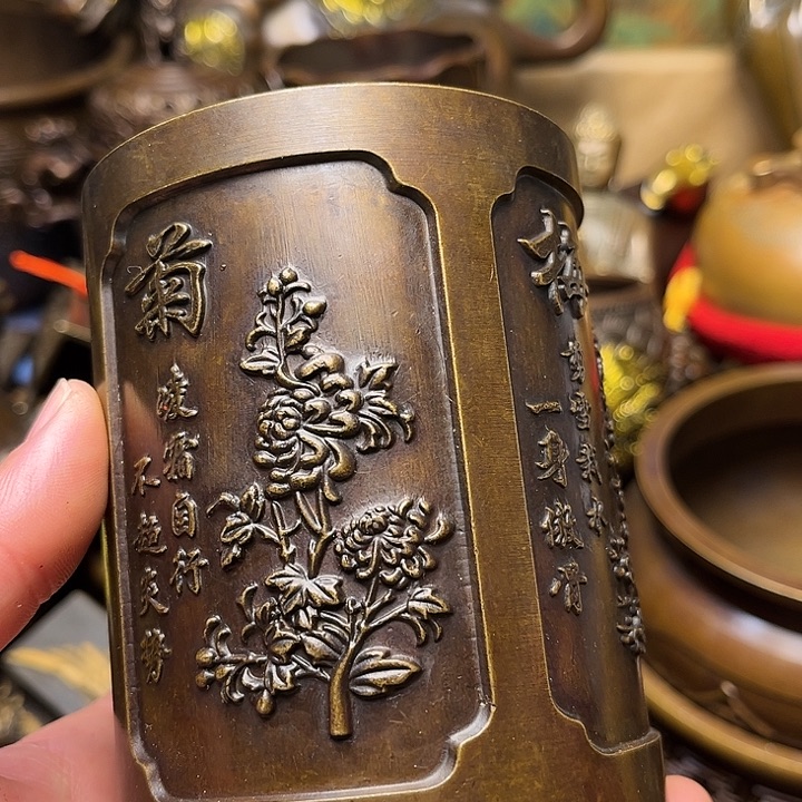 精美铜器批发档口