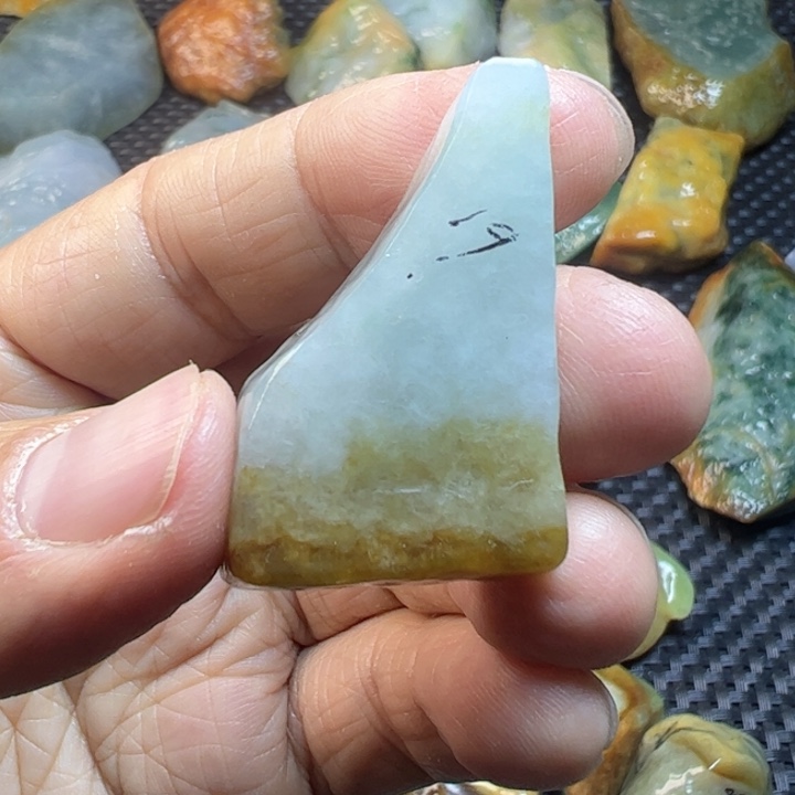 翡翠裸石缅甸翡翠，货主自播