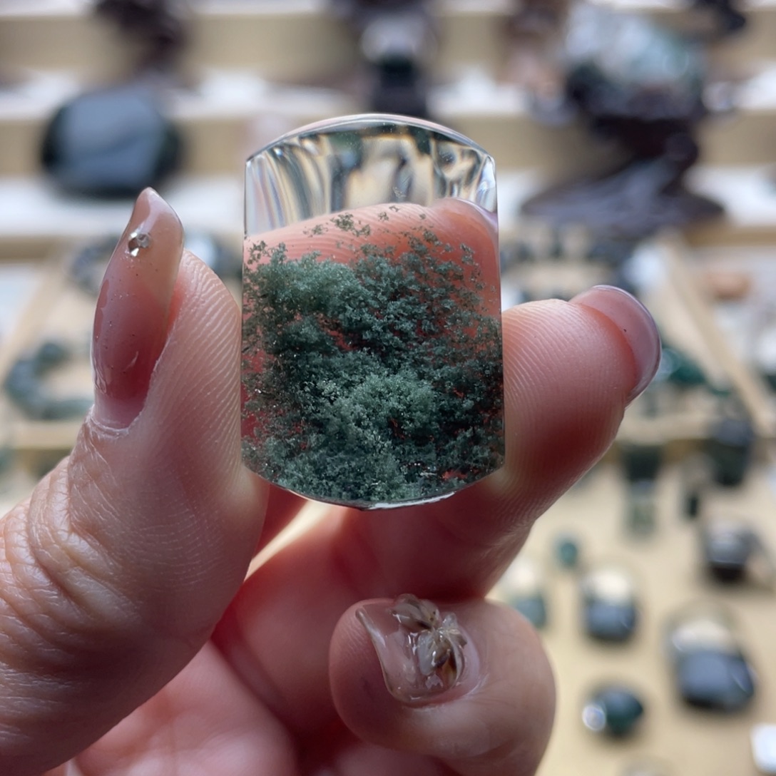 颈饰水晶未镶嵌绿幽灵吊坠定制