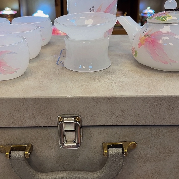 段泥茶杯啦啦咯下午兔兔我小心翼翼