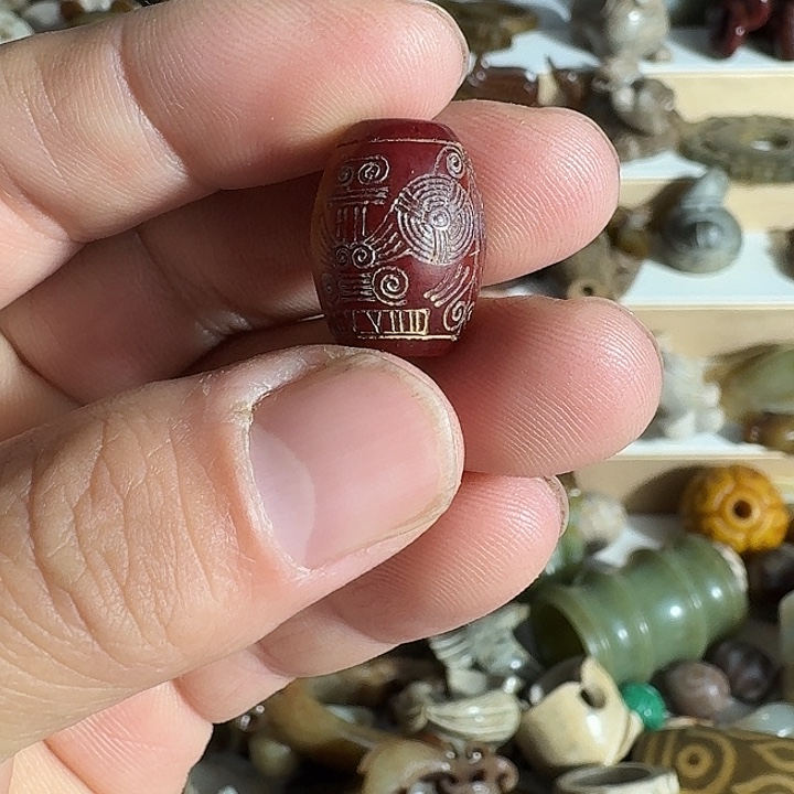 摆件瓷器等艺术作品多次参加