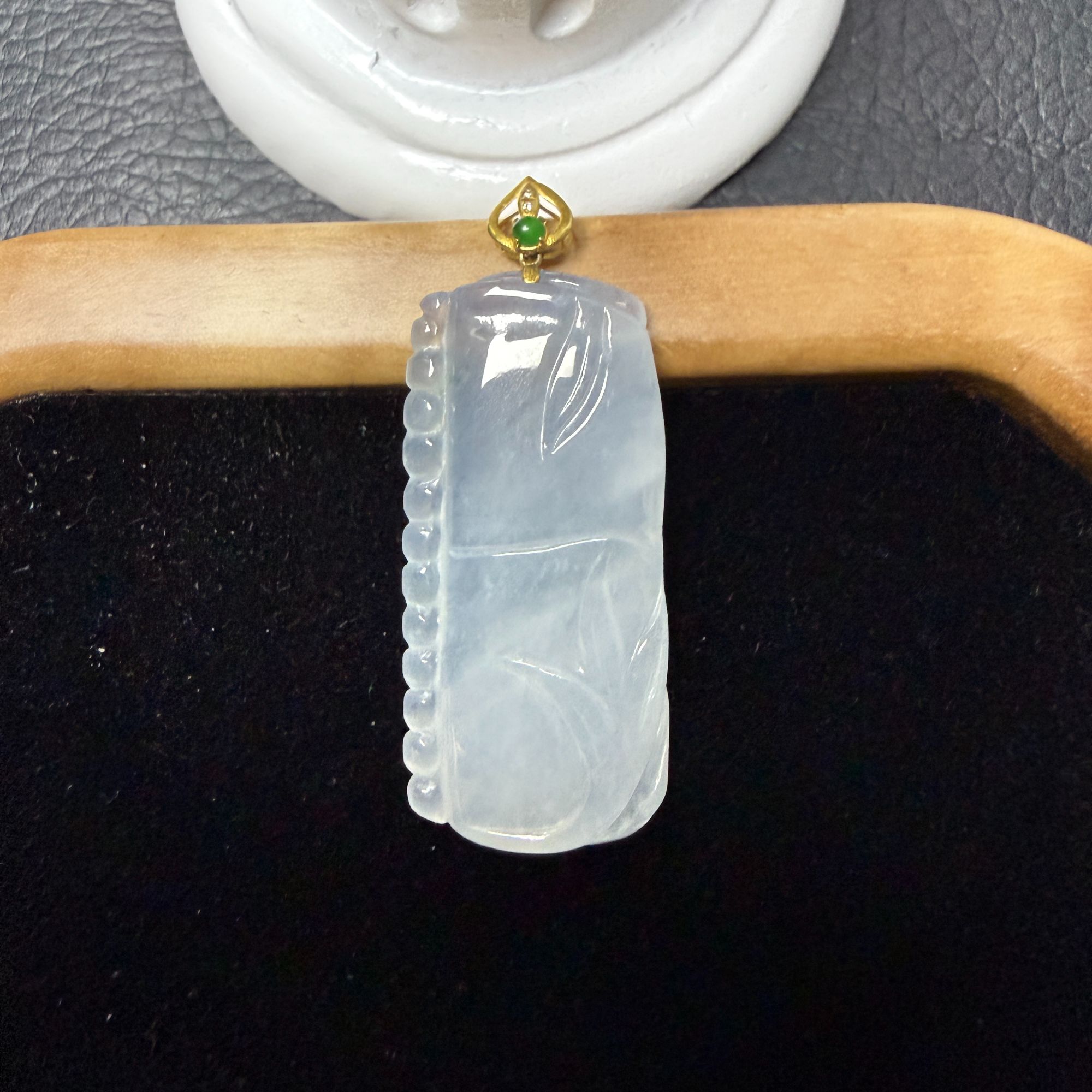 久鱼珠宝  18K金缅甸翡翠挂件 2