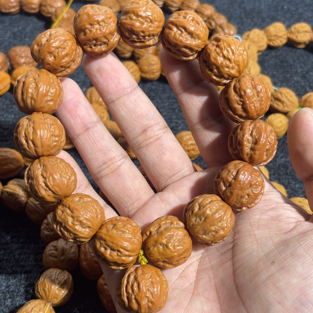 明***美手串文玩核桃肉筋磨盘