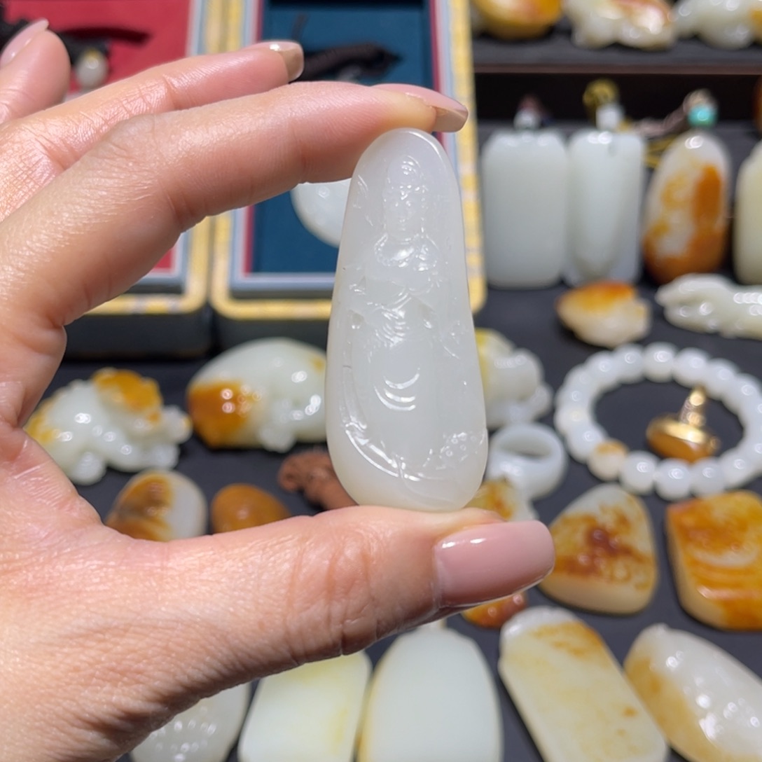 和田玉未镶嵌吊坠(不含链)