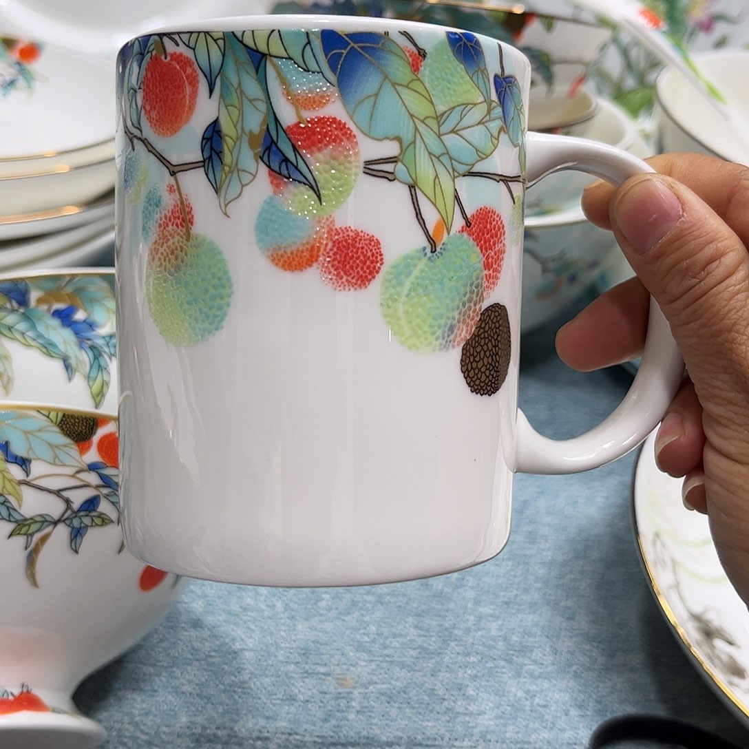 瓷片荔枝马克杯两个