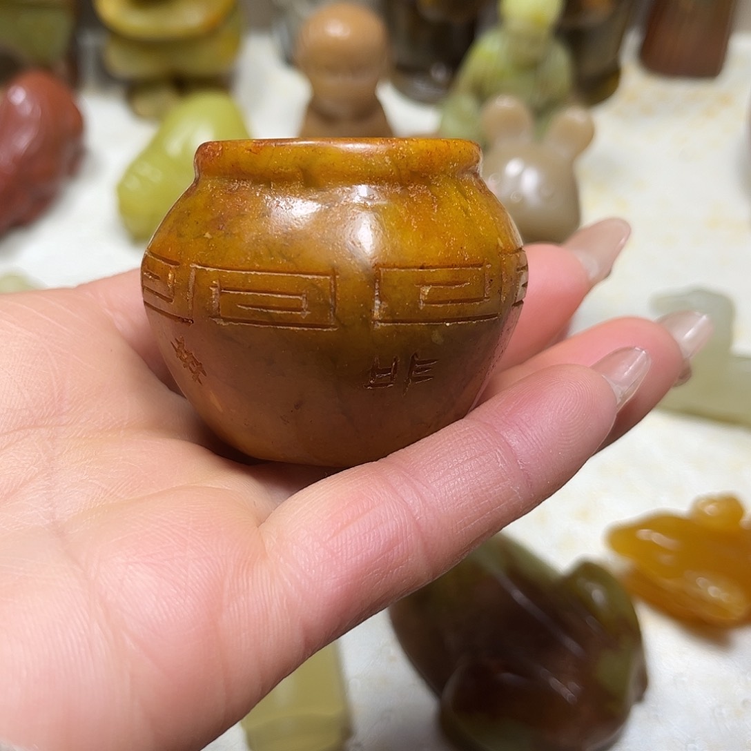 白玉菩提吊坠白玉菩提吊坠