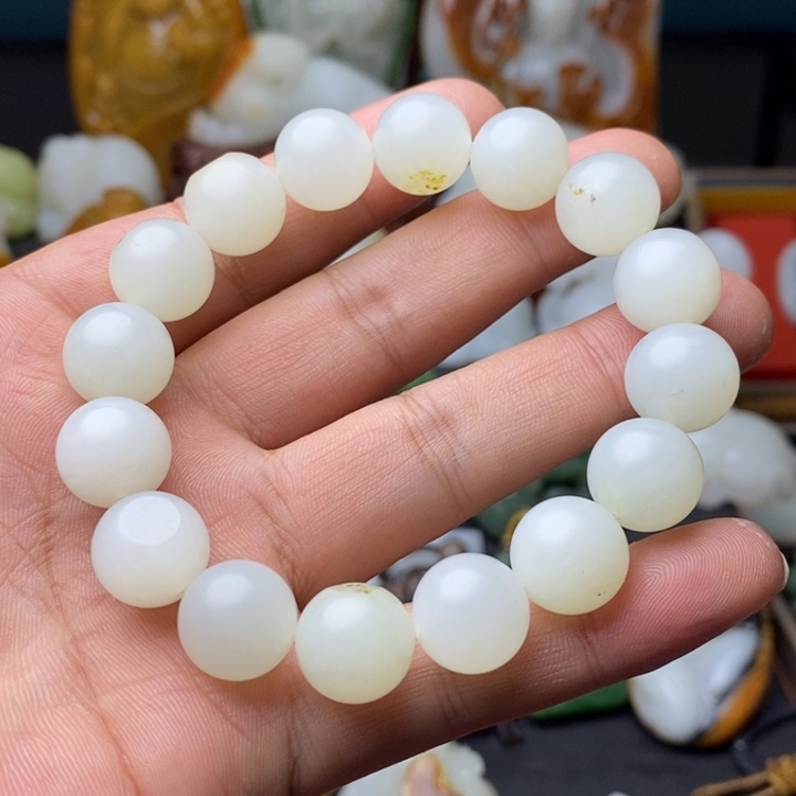 浩***L和田玉未镶嵌手链