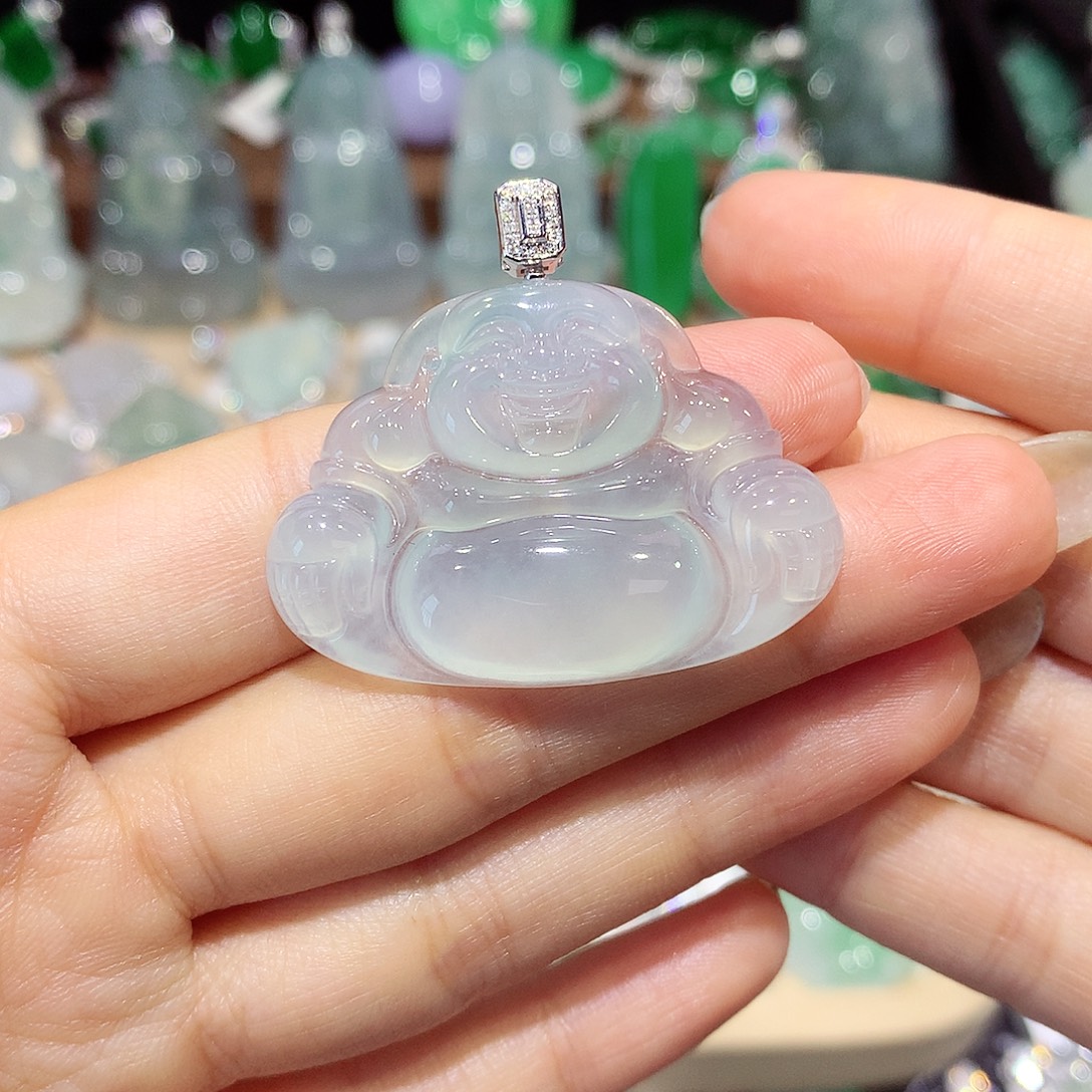 翡翠18K金镶嵌颈饰佛