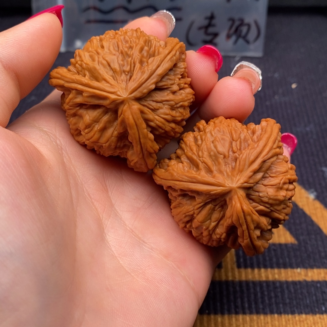 一***顺把件文玩核桃白狮子