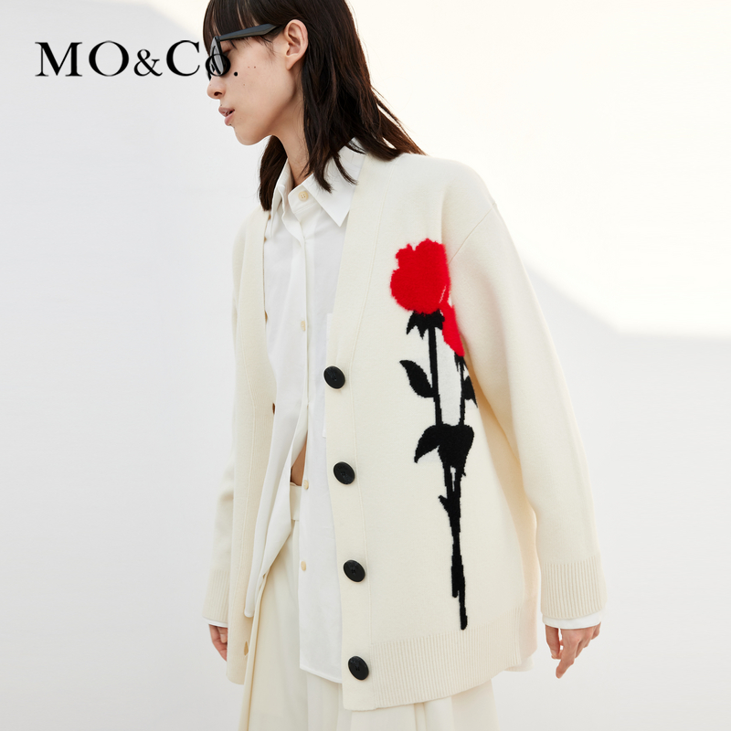 【赵老板专属】MOCO防寒玫瑰图案V领绵羊毛毛织开衫MBC1CART07