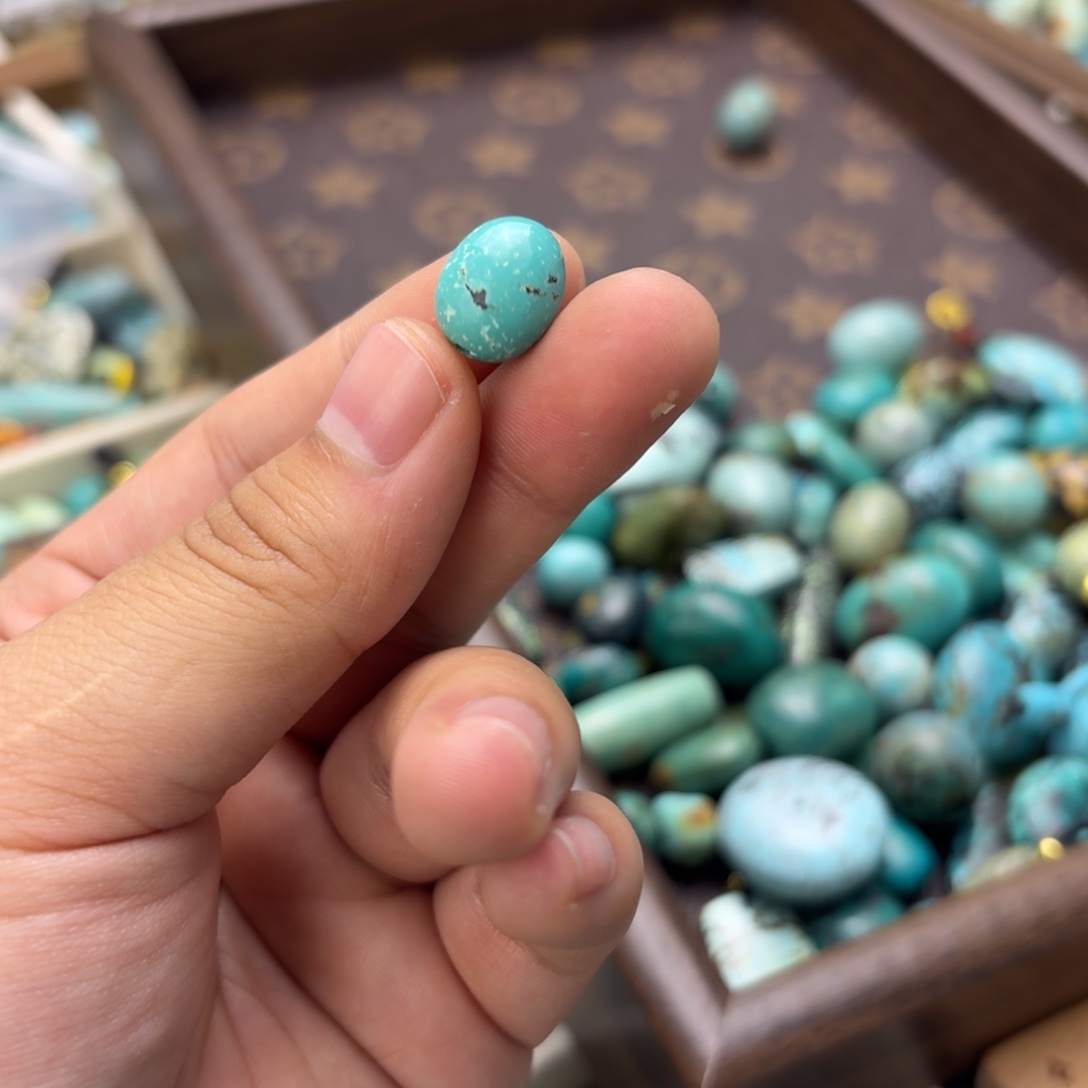 南红玛瑙未镶嵌绿松石