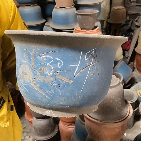 紫砂中国宜兴紫砂花盆，