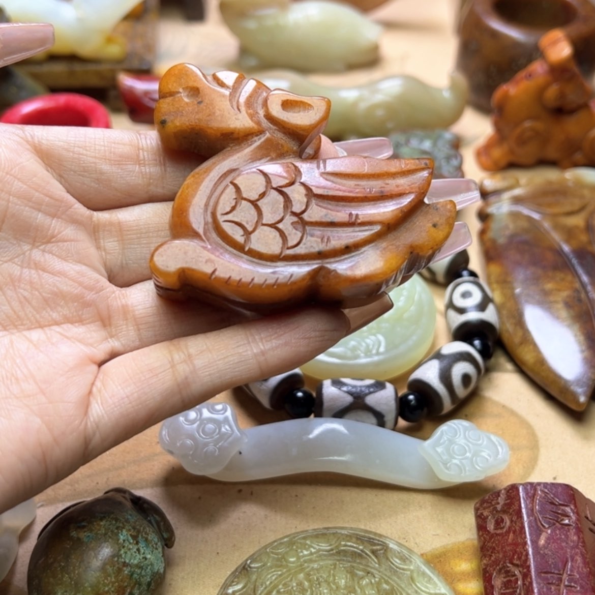 【闪购商品】蛇纹石玉颈饰未镶嵌