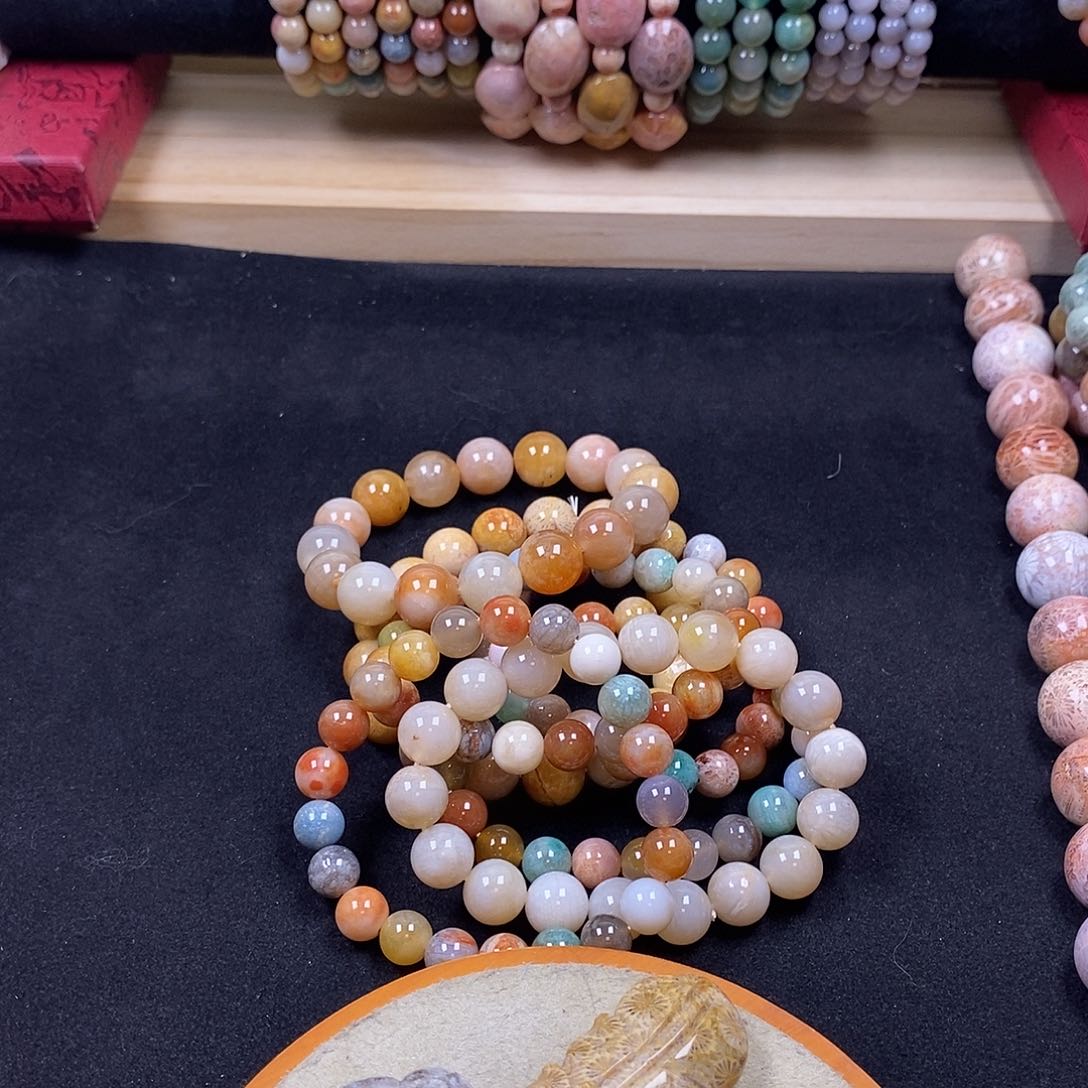 硅化珊瑚（珊瑚玉）手串未镶嵌哈*