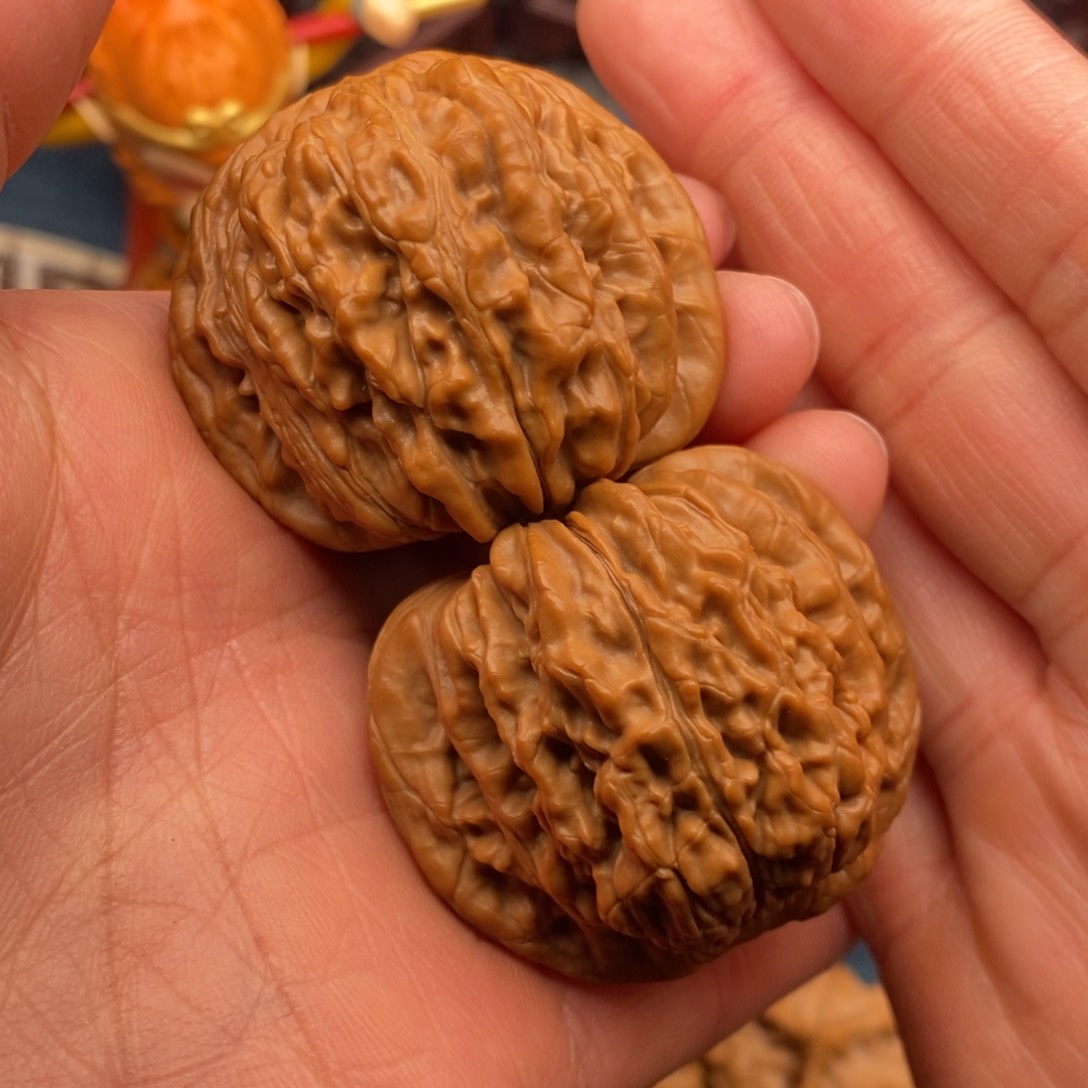 文玩核桃把件42全品汉高楼