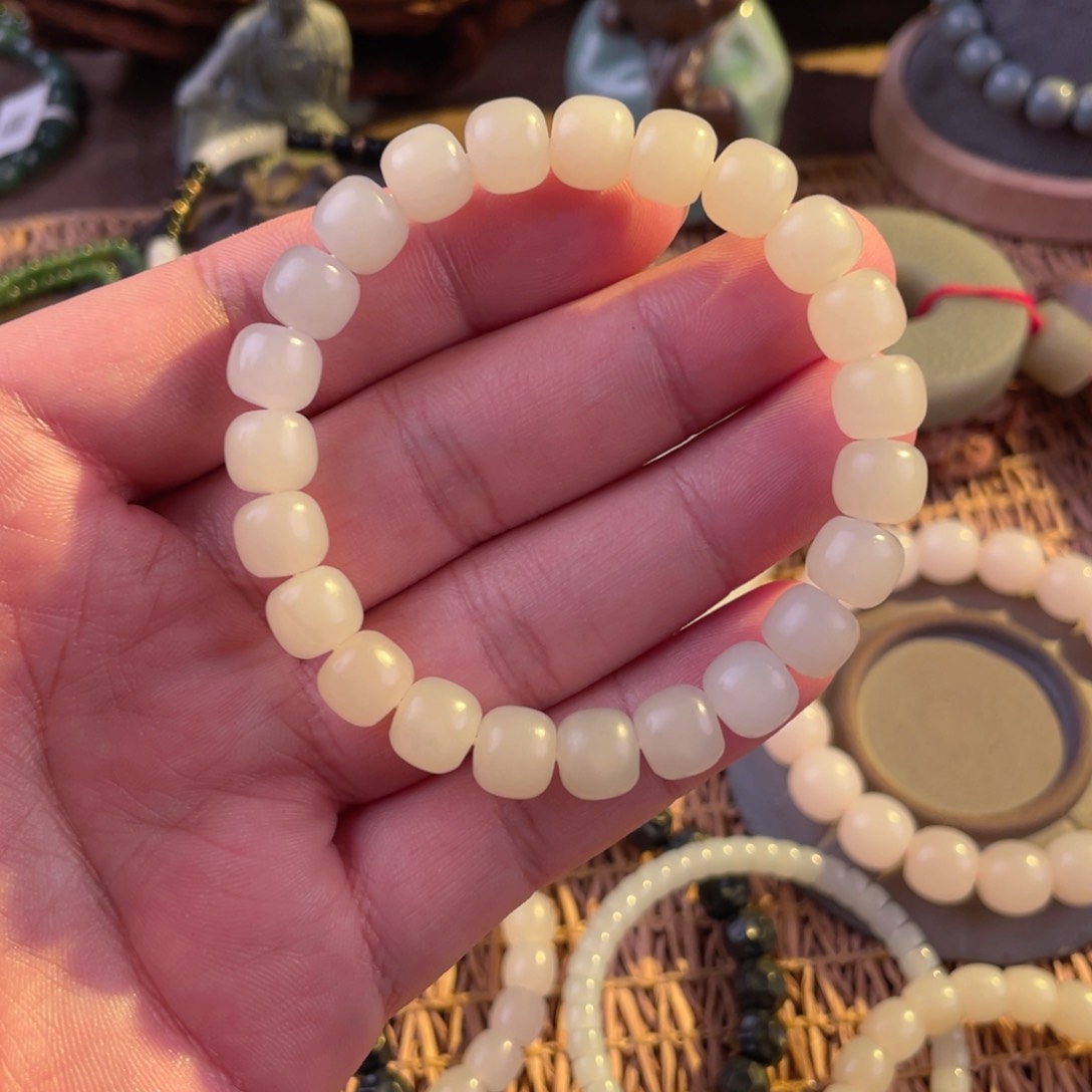 未镶嵌手链和田玉用****3