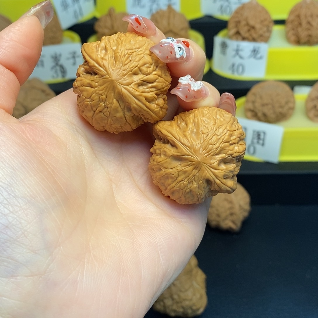 文玩核桃把件铁锤