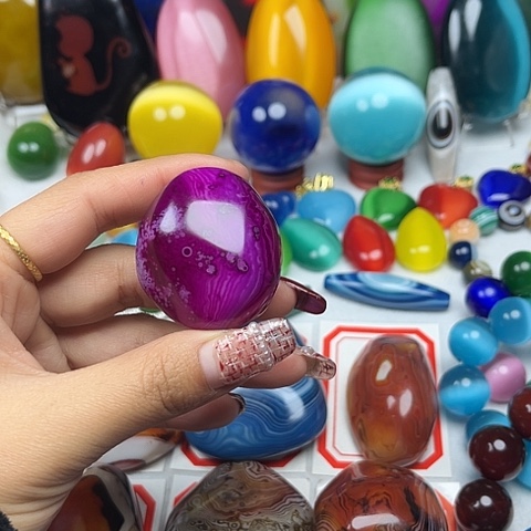 玛瑙/玉髓耳钉未镶嵌