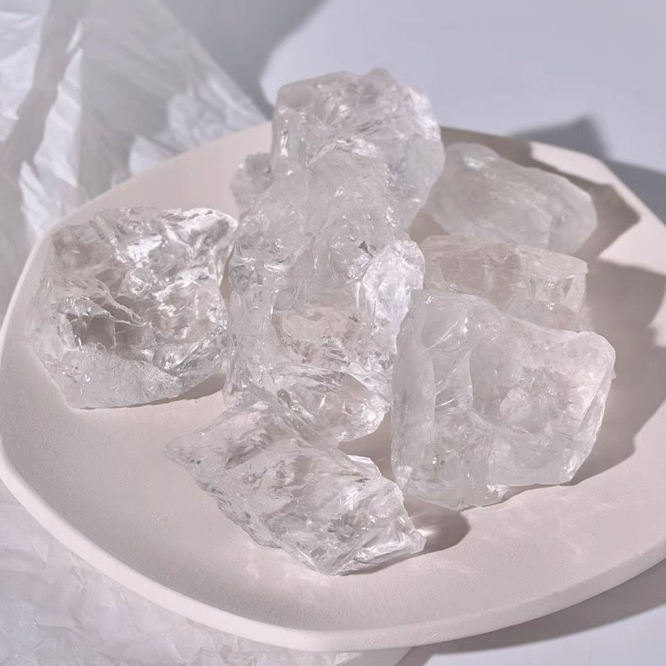 白水晶原石摆件香薰扩香石毛料吊坠雕刻料矿石标本教学装饰品