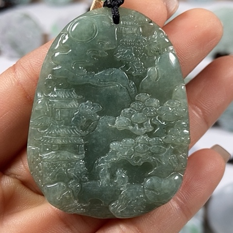 翡翠颈饰未镶嵌山水牌福利