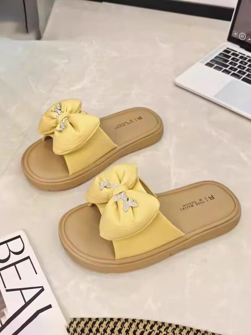 888-6夏季2025女凉鞋平底一字扣凉鞋蝴蝶结百搭配裙子水钻拖鞋