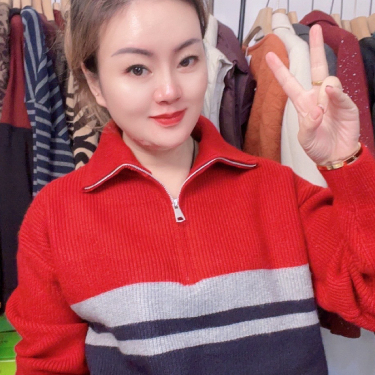 加厚拼色毛衣休闲