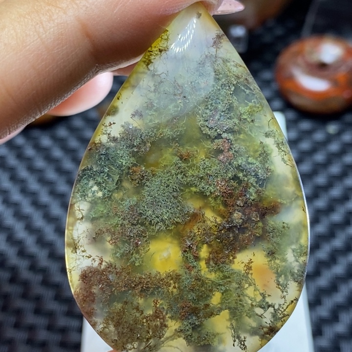 玛瑙/玉髓颈饰未镶嵌