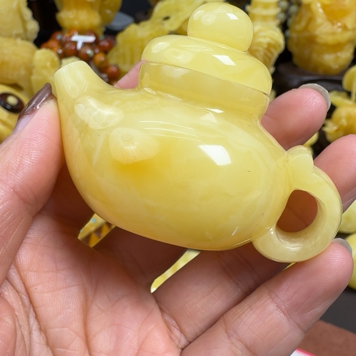 蜜蜡珠宝奇石未镶嵌