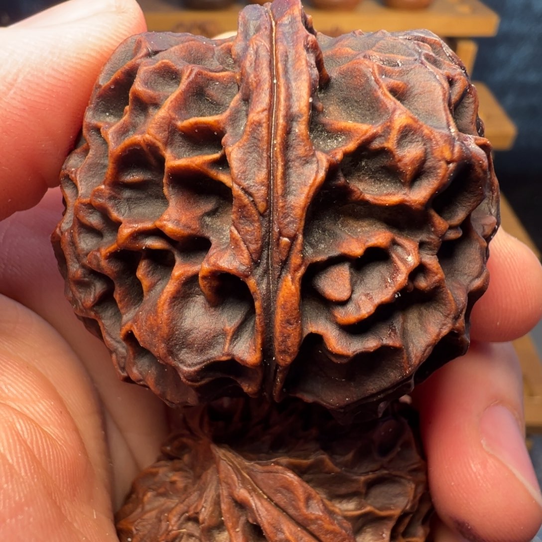 文玩核桃吊坠凤凰牡丹44mm