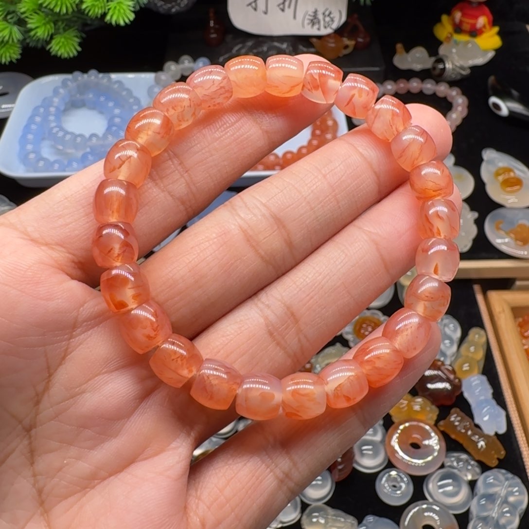 小***塔玛瑙/玉髓颈饰未镶嵌