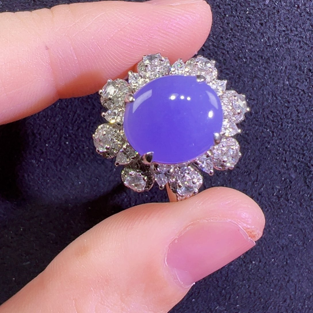 翡翠18K金镶嵌戒指