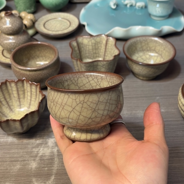 蒋加宝 传世哥窑 京墨杯