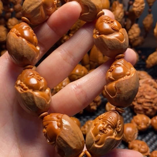 橄榄核吊坠包衣财神2.1左右