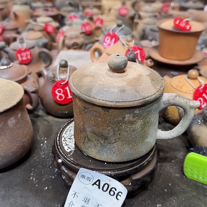 ****撞紫砂茶壶坭兴陶柴烧