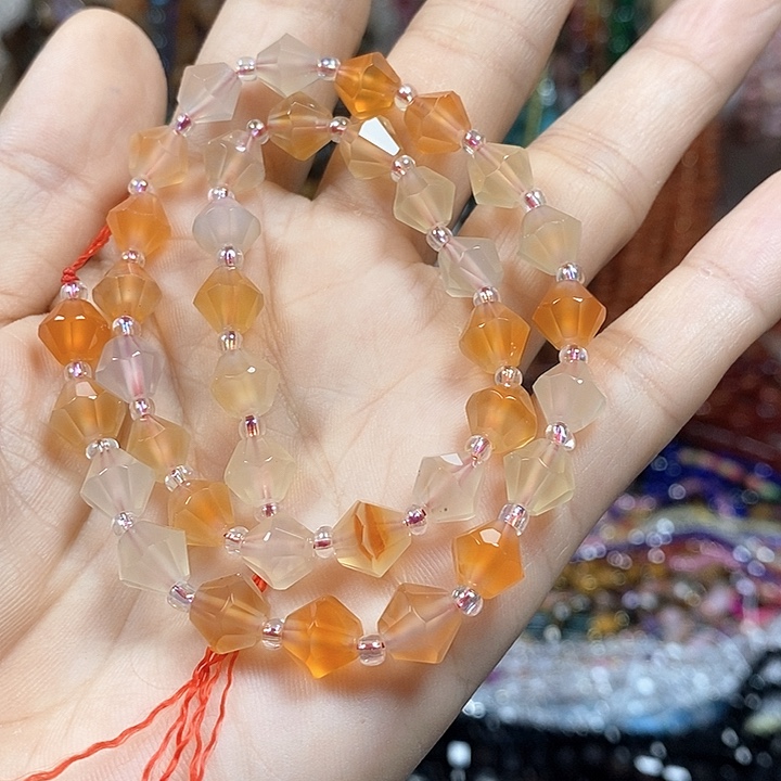 玛瑙/玉髓未镶嵌珠宝半成品天然玛瑙卡8mm