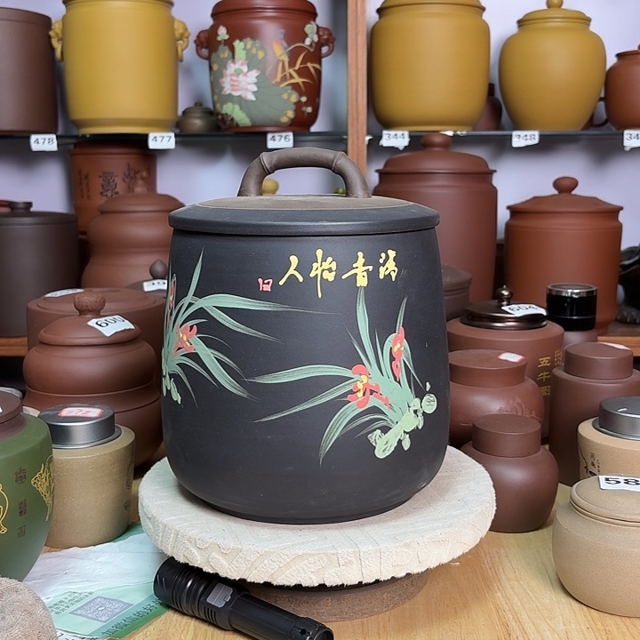 非***脸紫砂茶叶罐八饼茶叶罐408
