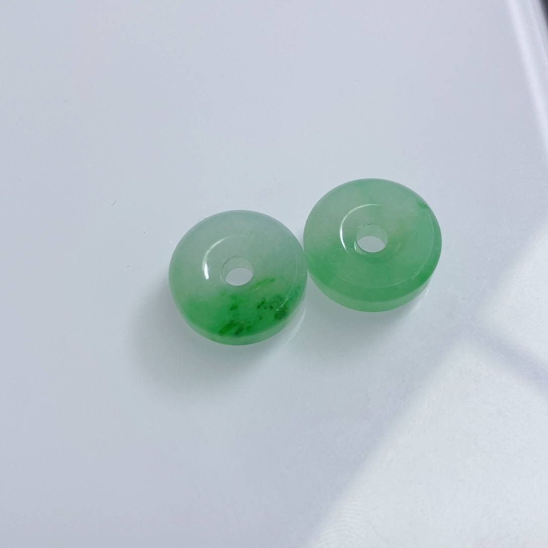 翡翠未镶嵌耳饰飘花路路通