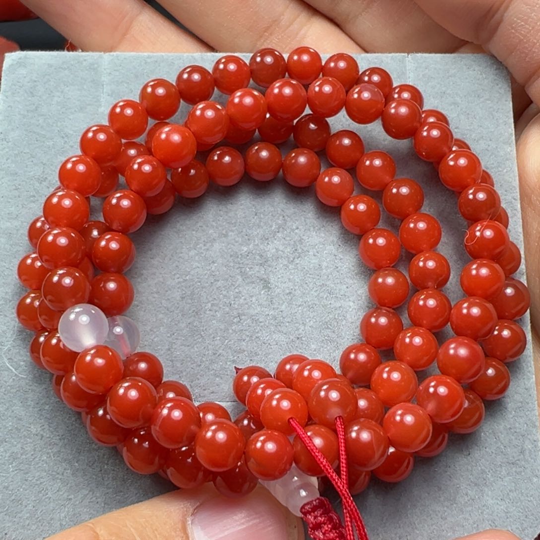 南红玛瑙手串未镶嵌