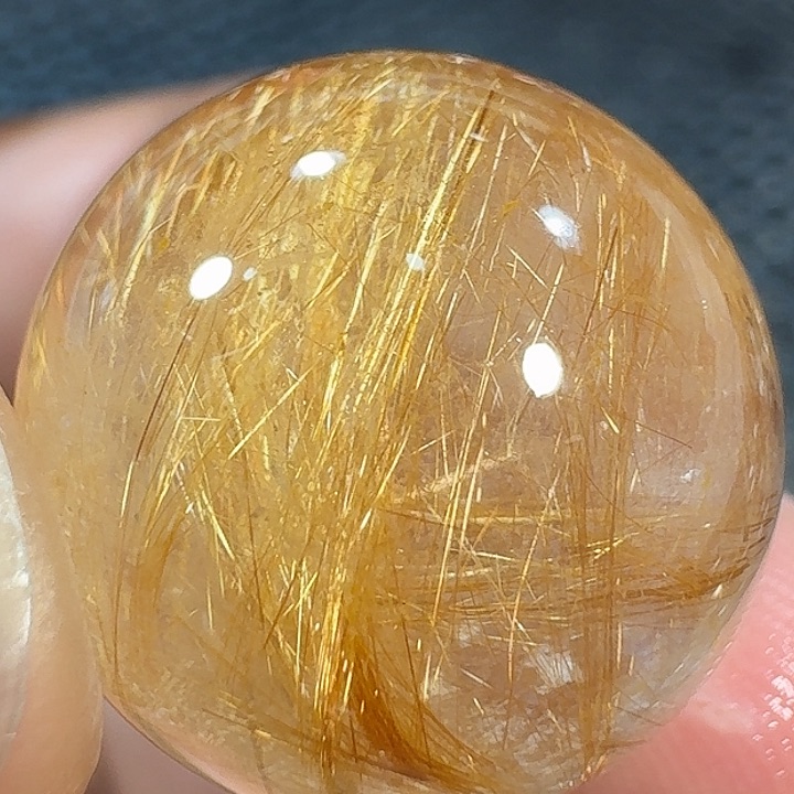 未镶嵌颈饰水晶众***醉