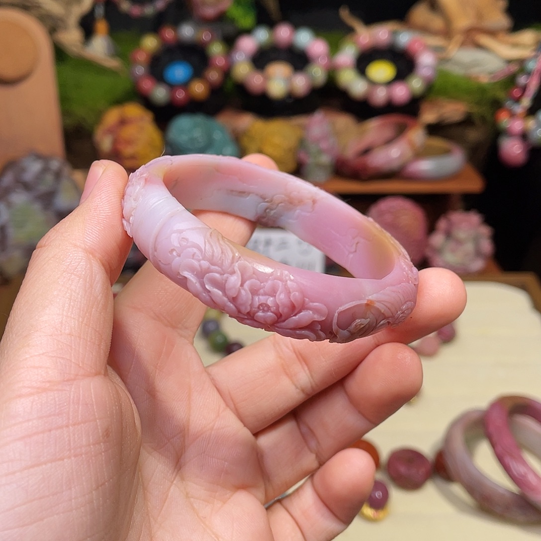 尚***丽玛瑙/玉髓未镶嵌珠宝半成品盐源玛瑙凤穿牡丹手镯