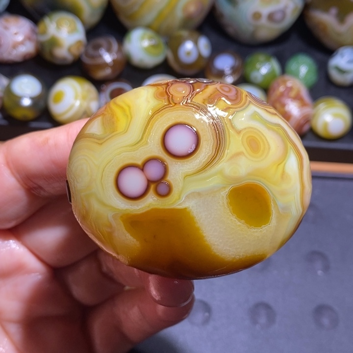 未镶嵌玛瑙/玉髓珠宝半成品104