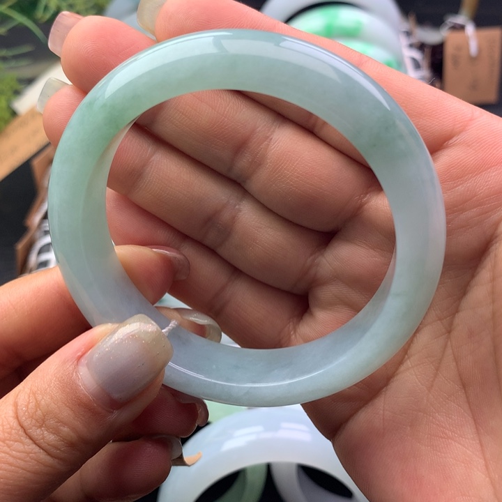 翡翠未镶嵌手镯天然翡翠手镯