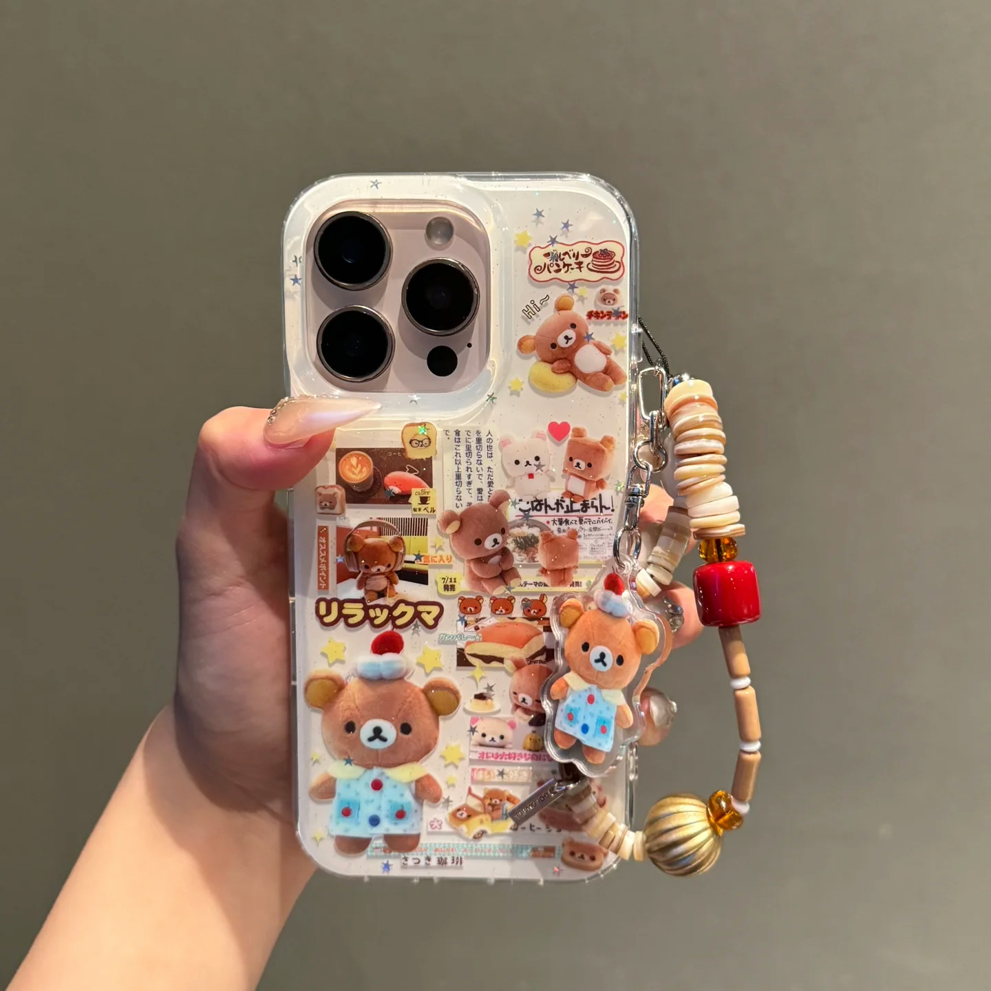 白底闪粉满屏轻松熊插画适用苹果16promax手机壳iphone15新款14/