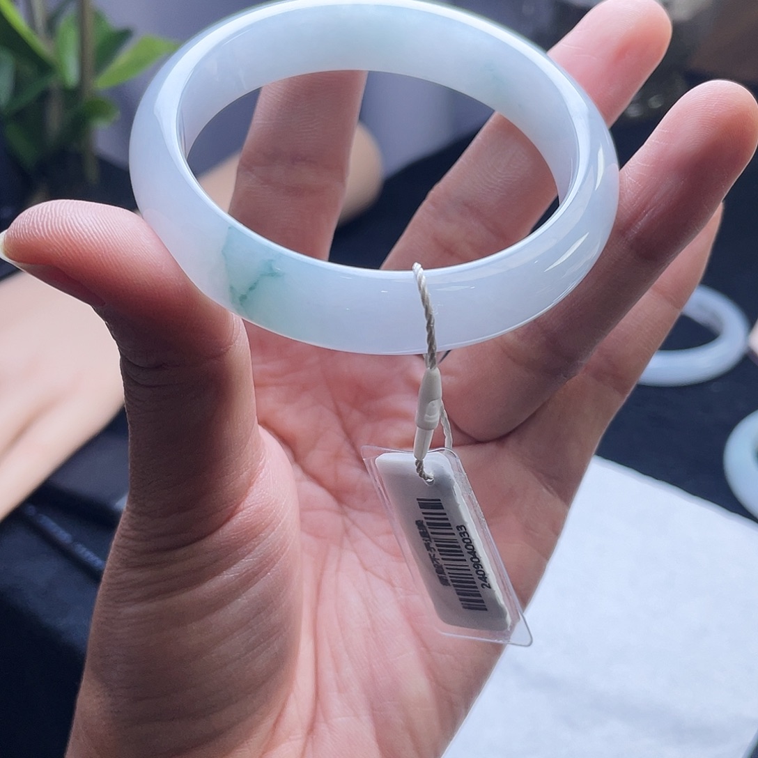 翡翠未镶嵌手镯57正圈8