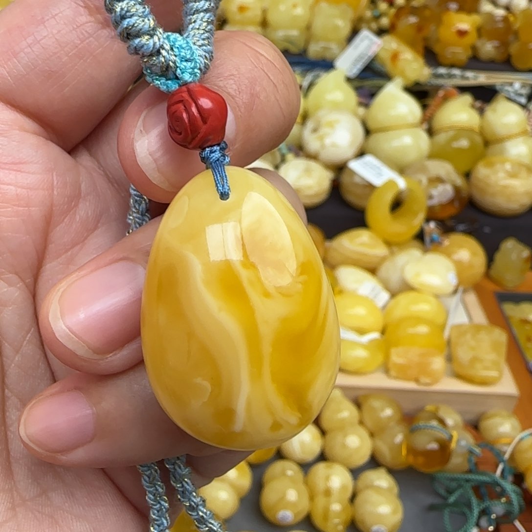 蜜蜡套链未镶嵌不退换天然俄料蜜蜡水滴吊坠